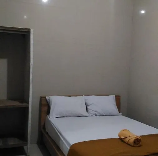 Pensión Pondok Putra Dhadi