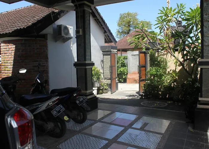 Pondok Putra Dhadi Pensión